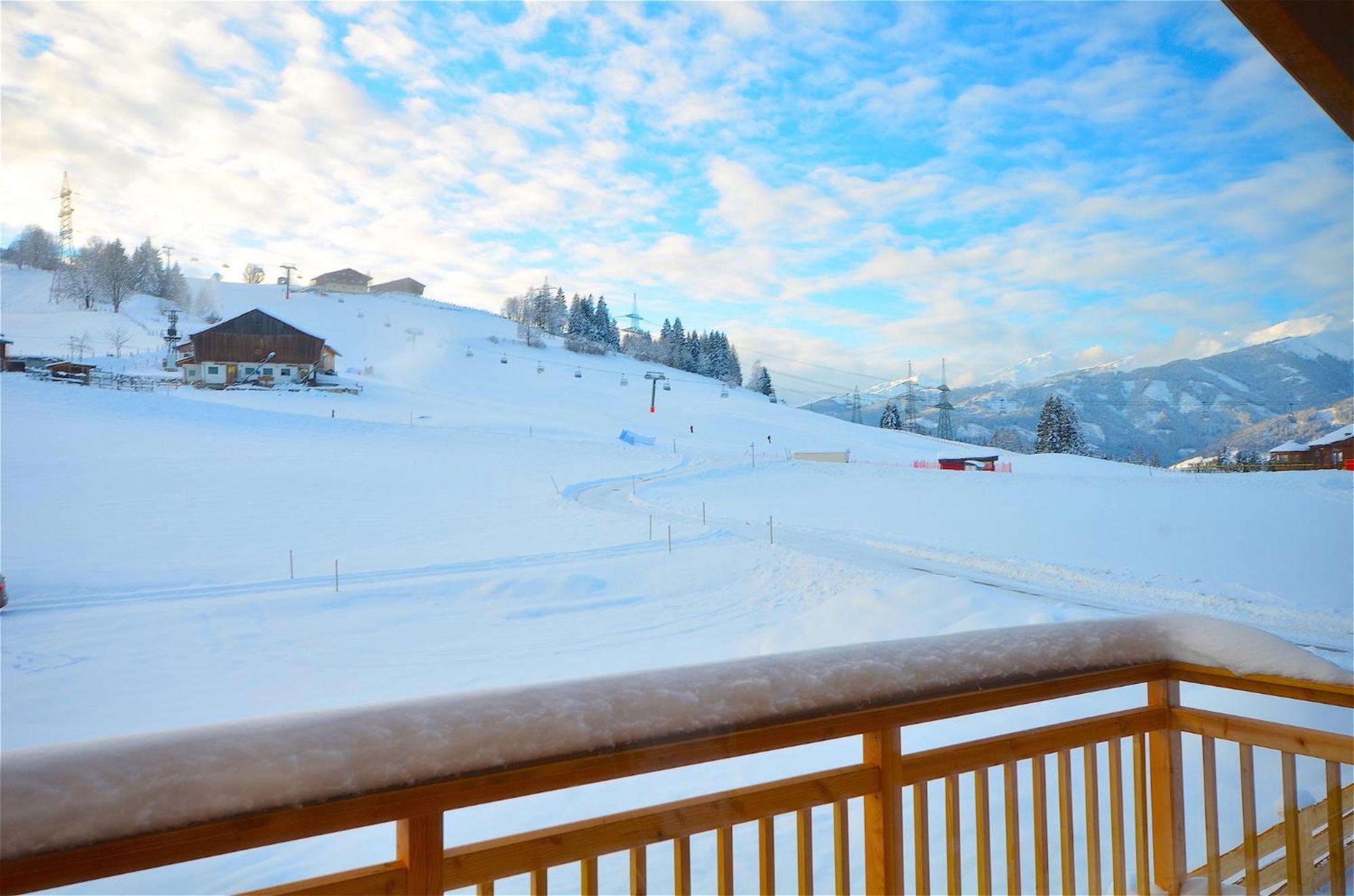 Ski-In Ski-Out Chalet Maiskogel "Bergli" - By Alpen Apartments Kaprun Esterno foto